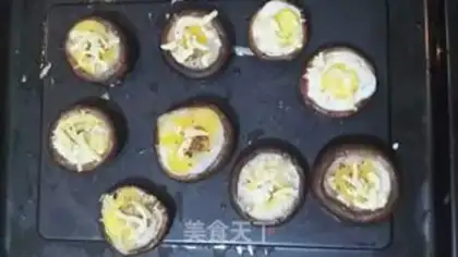 Make Roasted mushroom eggs step 3