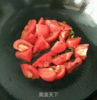 Make Tomato eggs step 1