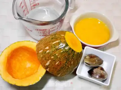 Make Pumpkin seafood step 2