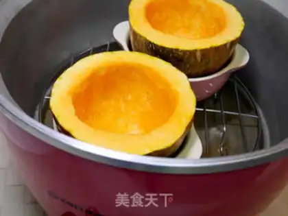 Make Pumpkin seafood step 3