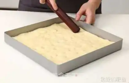 Make Onion silk ham rolls step 2