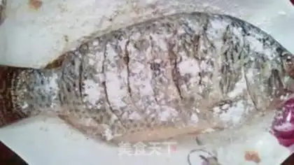 Make A red-burned tilapia step 1