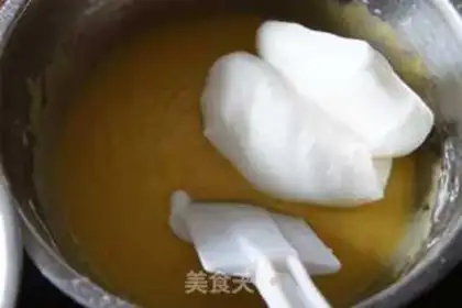 Make Cherry cake rolls step 5