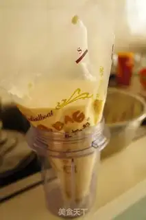 Make Cherry cake rolls step 6