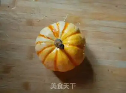 Make Goldmelon water and eggs step 0