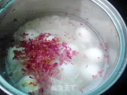 Make Rose wine makes eggs step 5