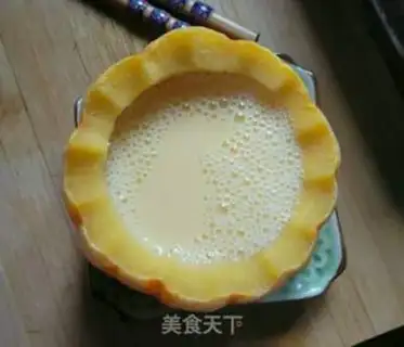 Make Goldmelon water and eggs step 5
