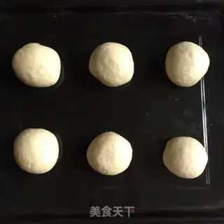 Make Meat pine buns step 4