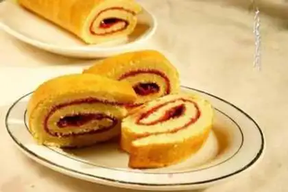 Make Cherry cake rolls step 13