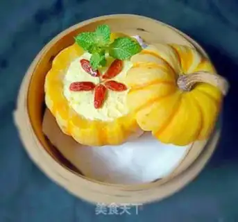 Make Goldmelon water and eggs step 7