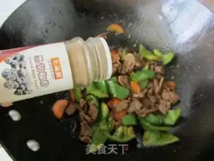 Make Pyramid beef step 12