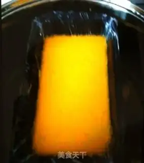 Make Three-coloured eggs step 6
