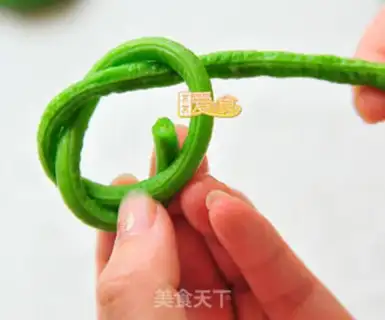 Make Summer bean bean horns step 4