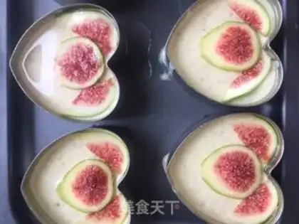 Make A fig mousse cake step 12