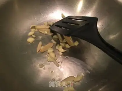 Make Cracker orchid step 2