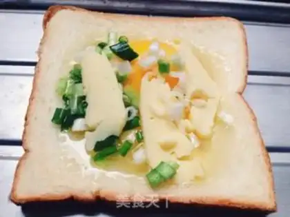 Make Egg toast step 0