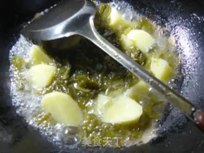 Make Snowbread and potatoes step 3