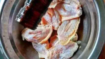 Make Coke chicken wings step 3
