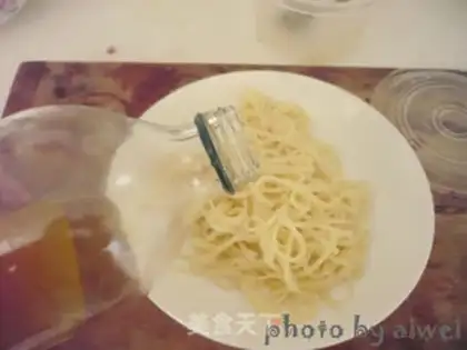 Make Tomato sauce pasta step 16