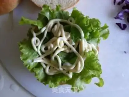 Make Spicy chicken burger step 7