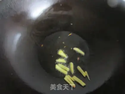 Make Carrot squid noodles step 4