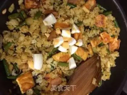 Make Curry salmon fried rice step 8