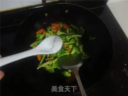 Make Carrot and broccoli step 3