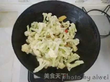 Make Curry potato broccoli step 6