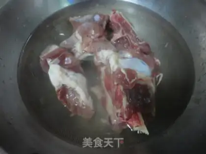 Make Big bone sour step 0