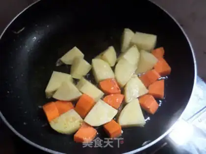 Make Potato curry chicken step 4