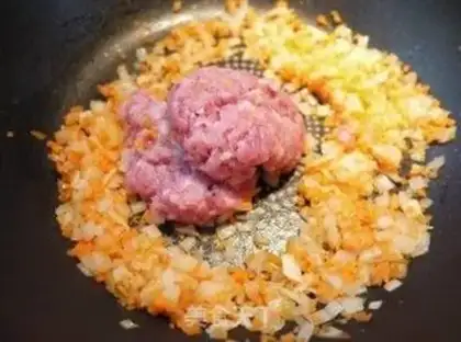 Make Curry with a Coke sauce step 5