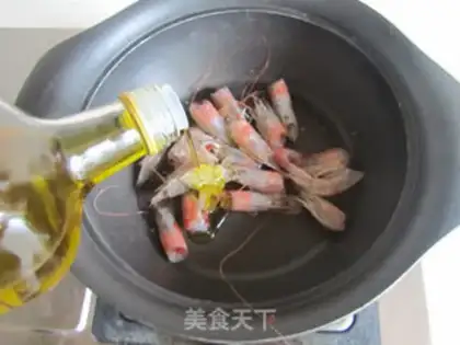 Make A big, colored shrimp fan step 7