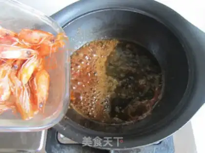 Make A big, colored shrimp fan step 8
