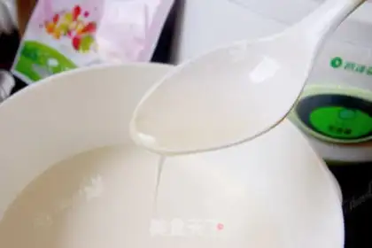 Make Yogurt and fruit step 2