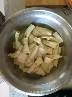 Make Red roast meat rice step 0