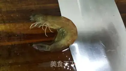 Make Drunk prawn step 1