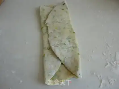 Make Onion soda cookies step 4