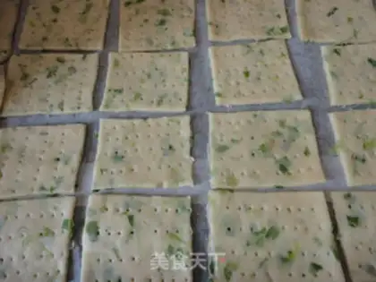 Make Onion soda cookies step 8