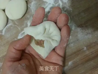 Make How to make a nice bun step 5