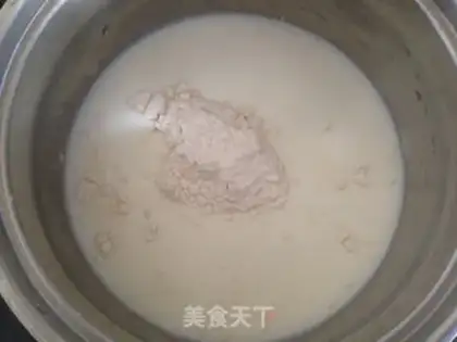 Make Butter cream rose cupcakes step 14