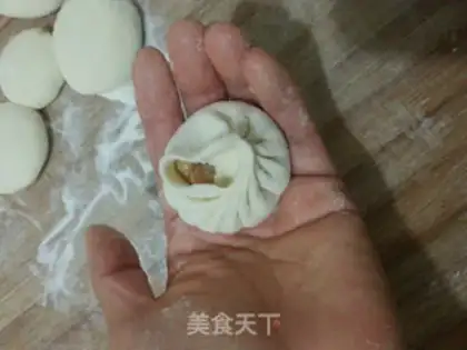 Make How to make a nice bun step 8