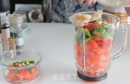 Make Spanish cold soup step 1