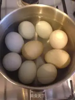 Make Easy tea eggs step 1
