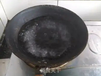 Make Homemade milk tea step 1