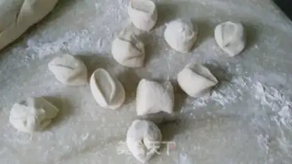 Make Shrimp meat buns step 8