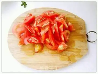 Make Tomato fried eggs step 0