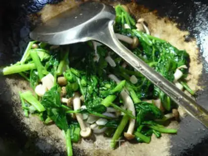 Make Crab mushrooms and emptiness step 7