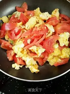 Make Tomato fried eggs step 7