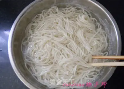 Make Three cold noodles step 5
