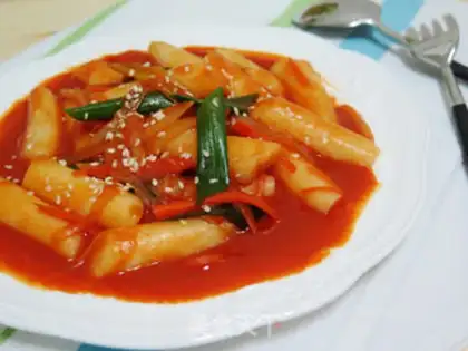 Make Korean spicy cakes step 3